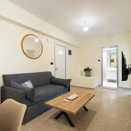 Sinani - Sea View Balcony & Jacuzzi Gem